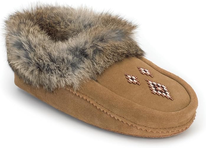 Manitobah Mukluks slippers