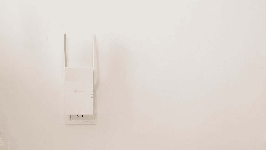 TPLink AX1800 WiFi Extender
