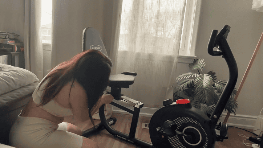 CHAOKE Recumbent Exercise Bike Seat Adjustment