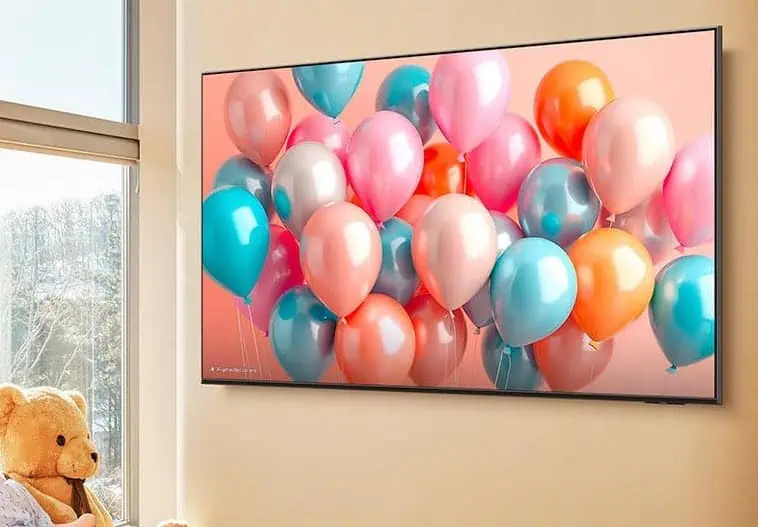 Samsung 55 Inch QLED Q7F TV in Use