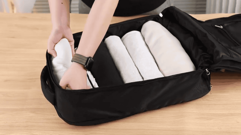 Seafew Cabin Bag Interior